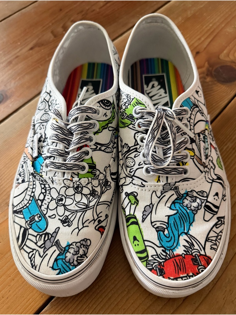 Vans X Crayola special edition Men’s 7 Women’s 8.5 sneaker